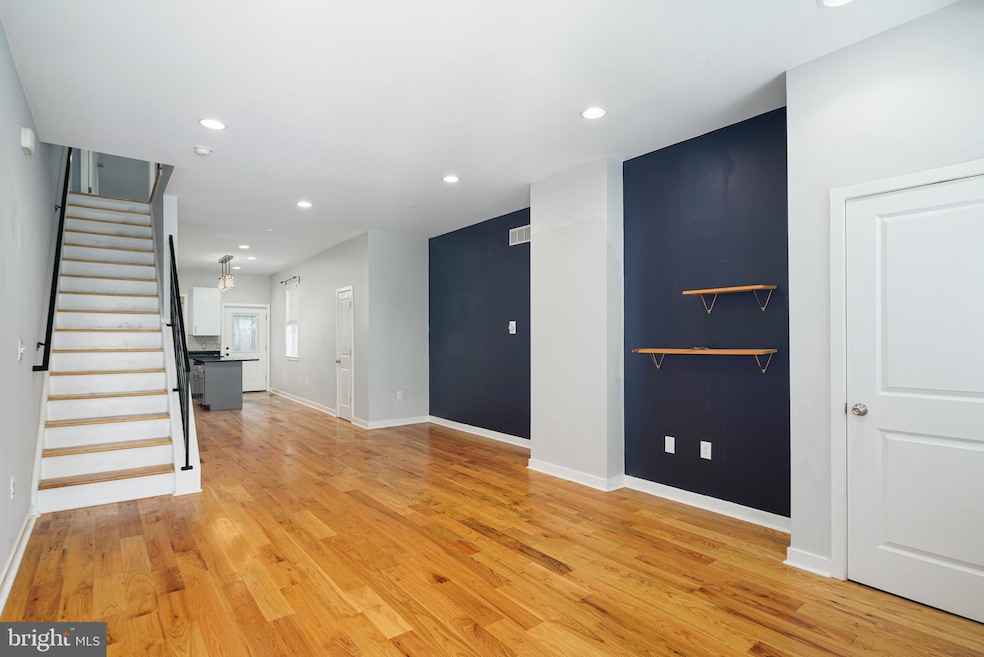 2334 Reed St, Philadelphia, PA 19146 - photo 1