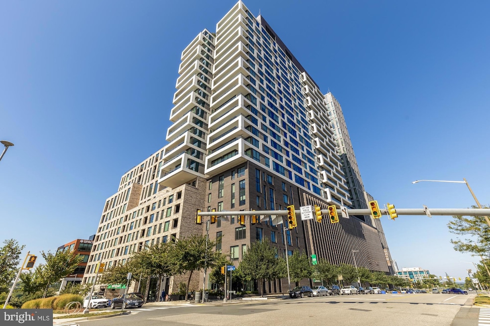 Verse unit 1205, McLean, VA 22102 - photo 1