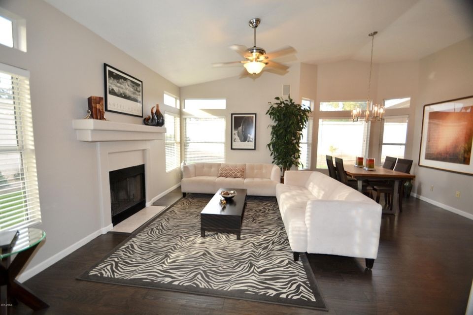 Greatroom Hardwood Floors & Fireplace