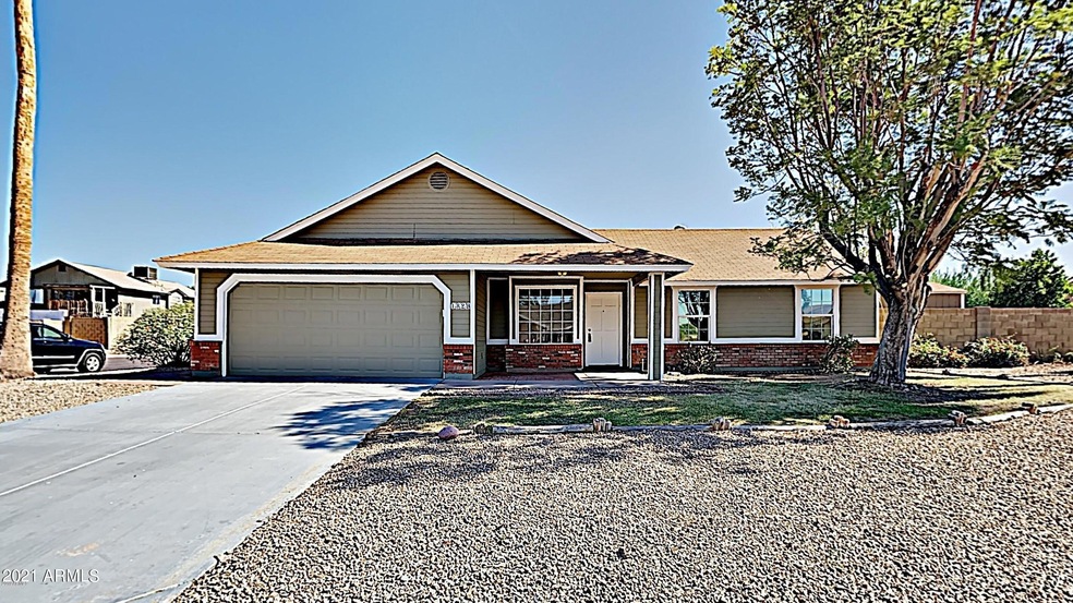 1829 N Saffron, Mesa, AZ 85205 - photo 1