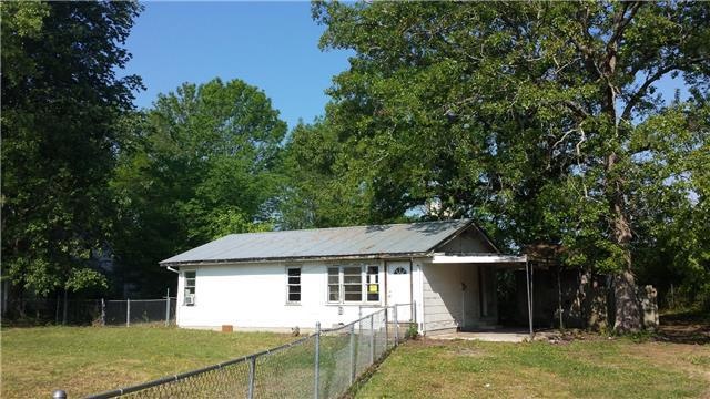 1312 Willow Dr, Manchester, TN 37355 - photo 1