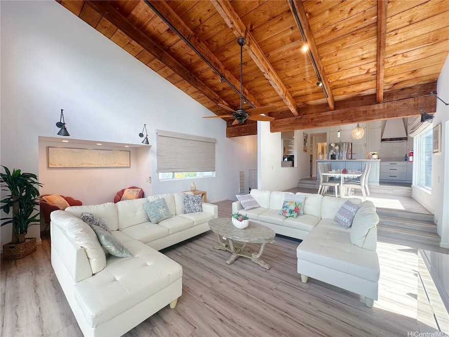 47-386 Lulani St unit B, Kaneohe, HI 96744 - photo 1