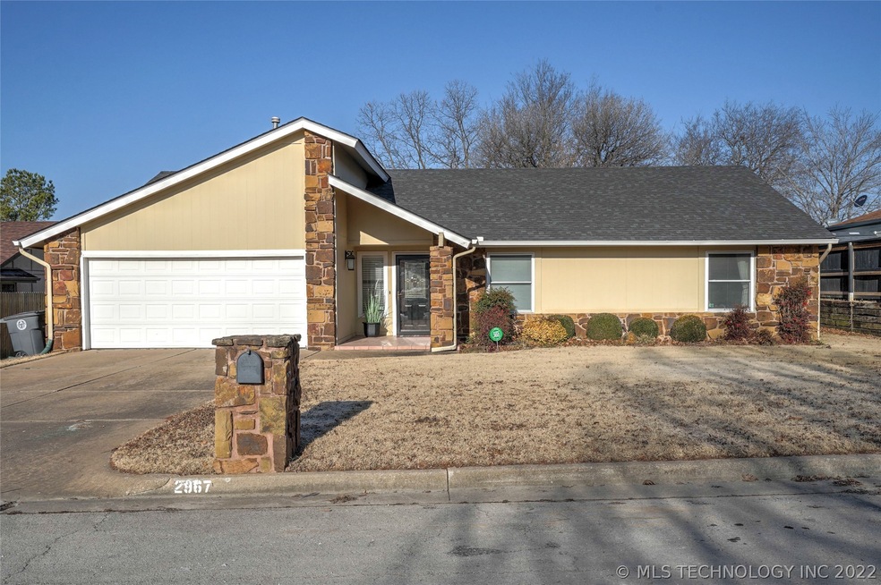 2967 W 68th St unit 24A, Tulsa, OK 74132 - photo 1