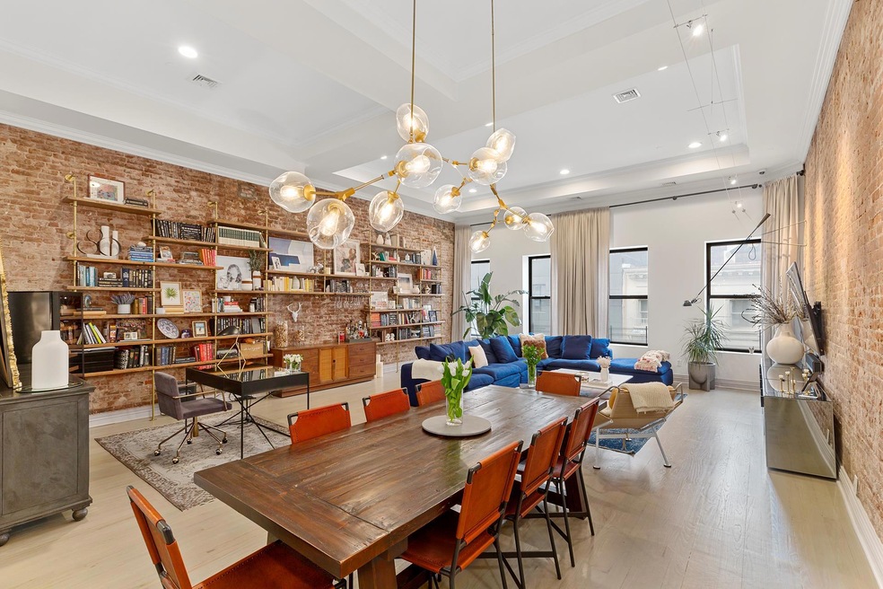 Sold $2,799,000 • Co-Listing Agent