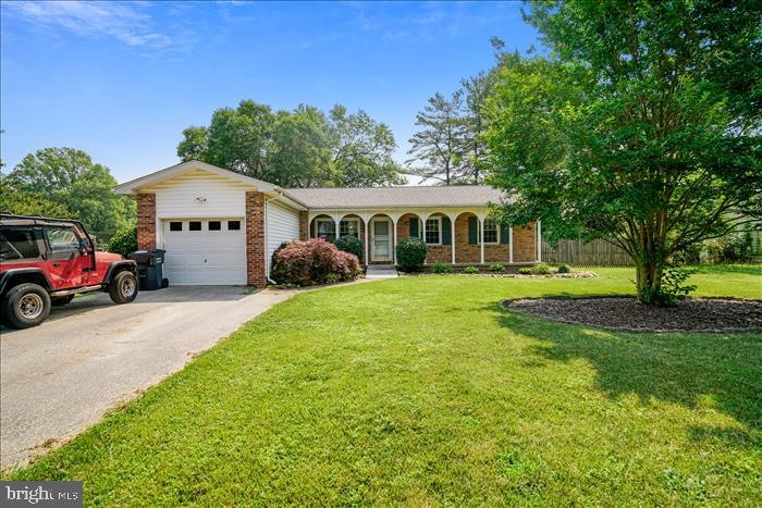 21462 S Essex Dr, Lexington Park, MD 20653 - photo 1