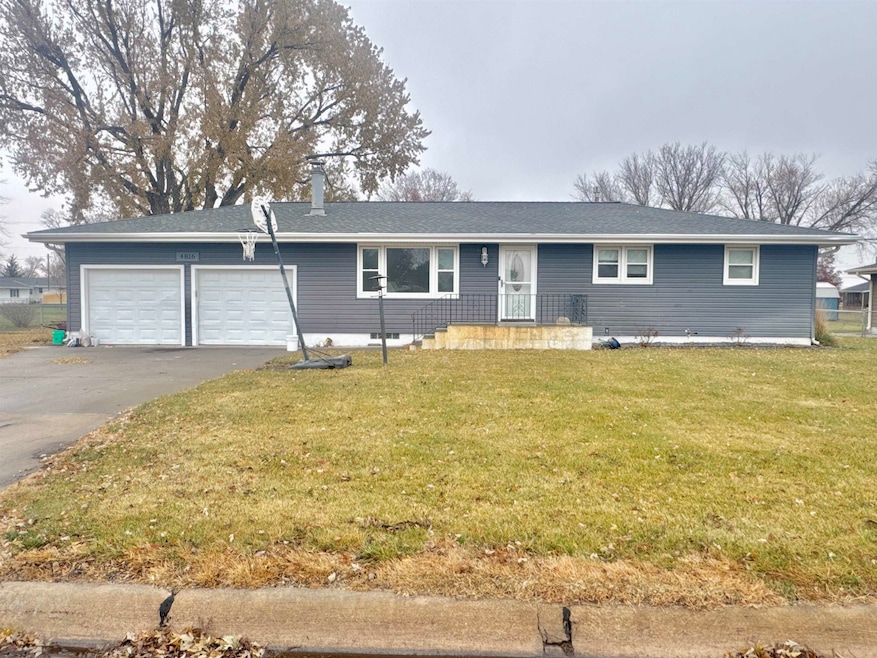 4816 33rd St, Columbus, NE 68601 - photo 1