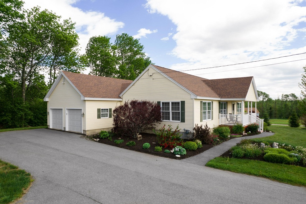 Lily Lane Exterior