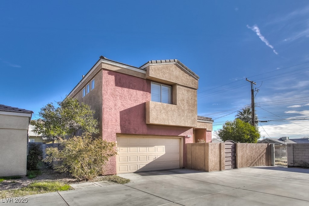 920 Sage Tree Ct, Las Vegas, NV 89101 - photo 1