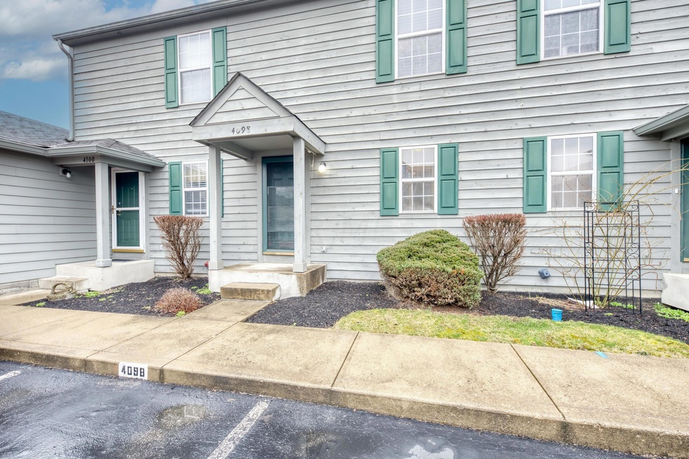 4098 Blendon Point Dr Columbus OH 43230