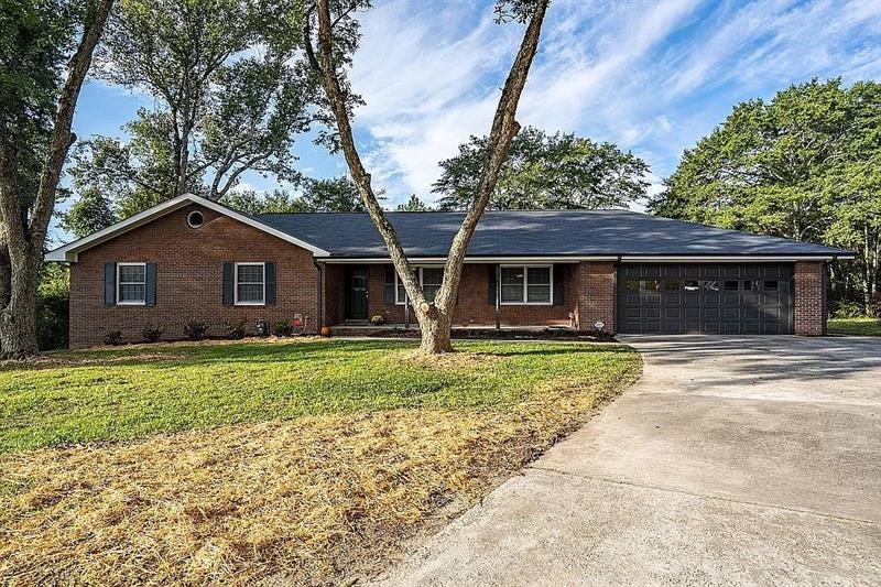 889 Martins Chapel Rd, Lawrenceville, GA 30045 - photo 1