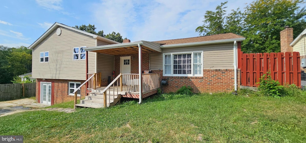 122 Cherry Hill Cir, Winchester, VA 22602 - photo 1