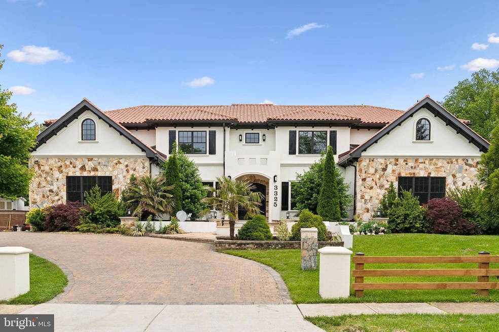 Sold $2,535,000 • Co-Listing Agent