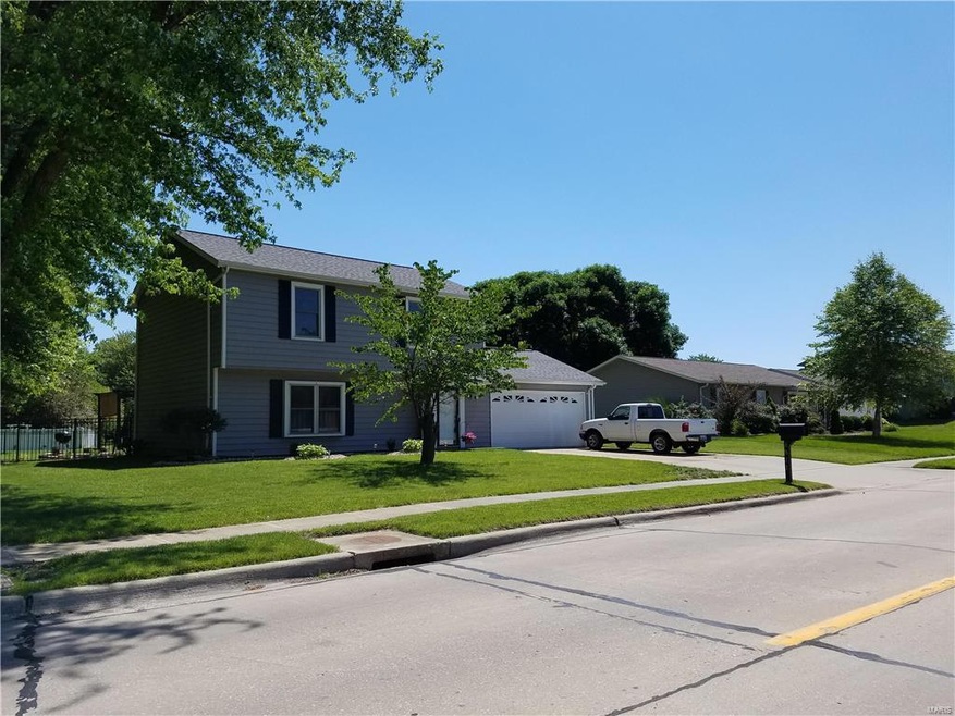 6811 W Main St, Maryville, IL 62062 - photo 1