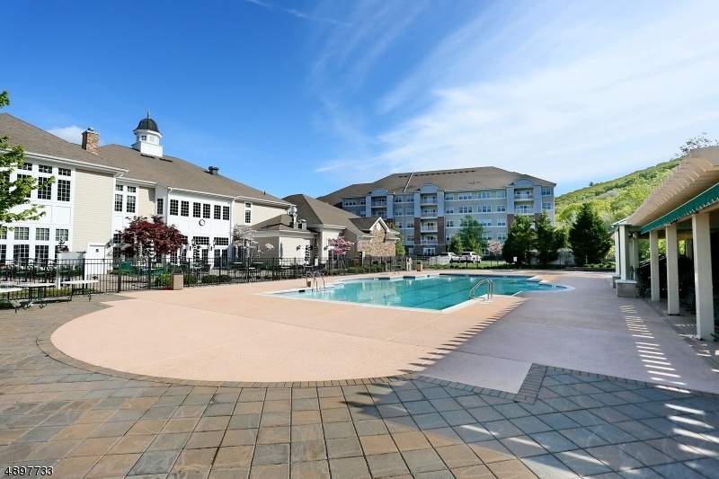 7316 Warrens Way, Wanaque, NJ 07465 - photo 1