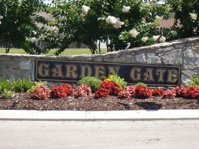 202 Honeysuckle Ln, Shelbyville, TN 37160 - photo 1