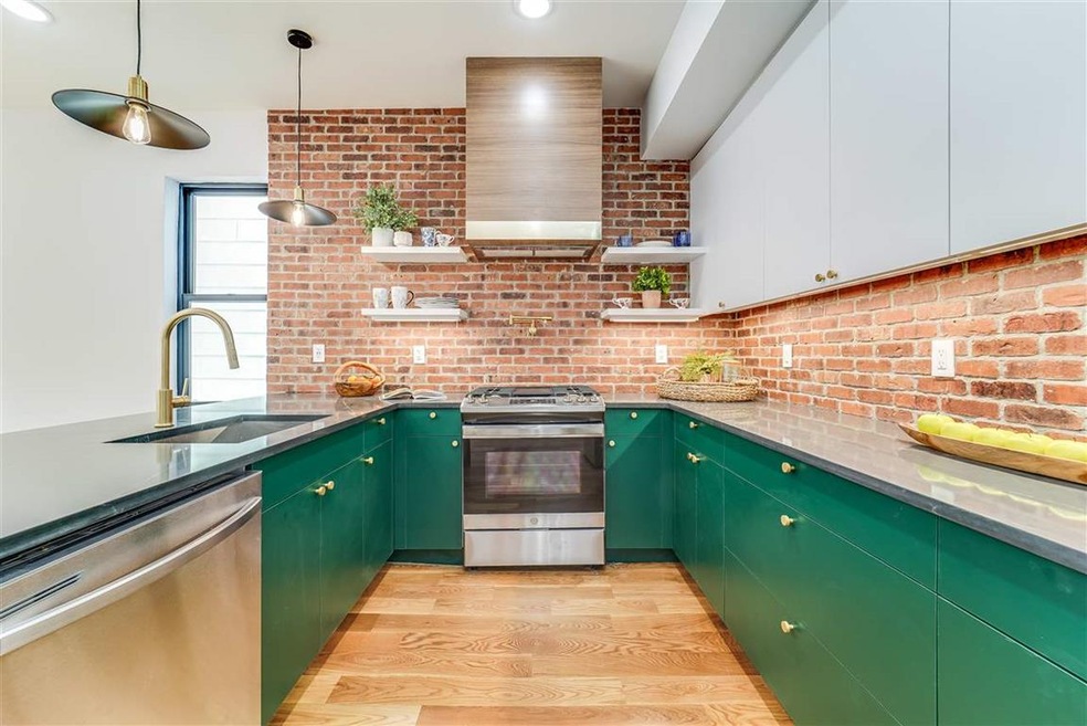 72 Lincoln St unit 1, Jersey City, NJ 07307 - photo 1