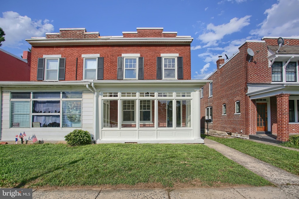 627 S West End Ave, Lancaster, PA 17603 - photo 1