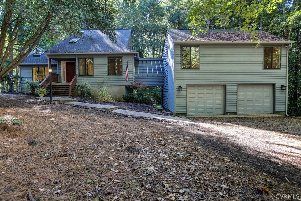 304 Hickory Dr, Manakin Sabot, VA 23103 - photo 1