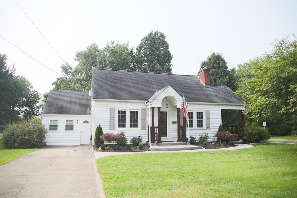 365 Moull St, Newark, OH 43055 - photo 1