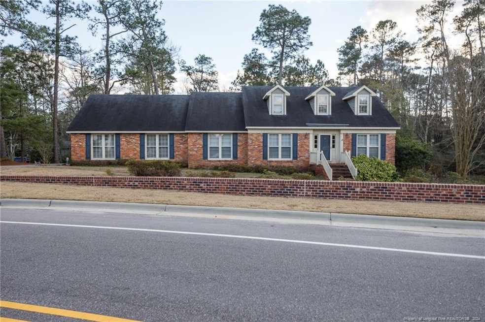 2407 Mirror Lake Dr, Fayetteville, NC 28303 - photo 1