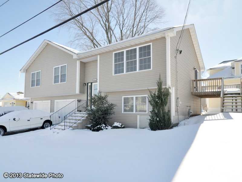 120 Beckwith St, Cranston, RI 02910 - photo 1