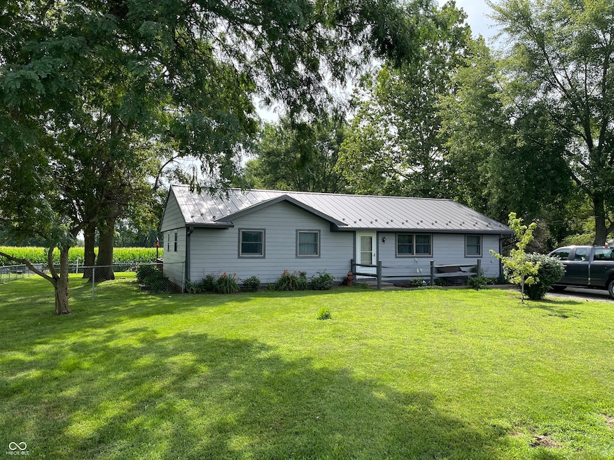 4045 N 50 E, Greenfield, IN 46140 - photo 1