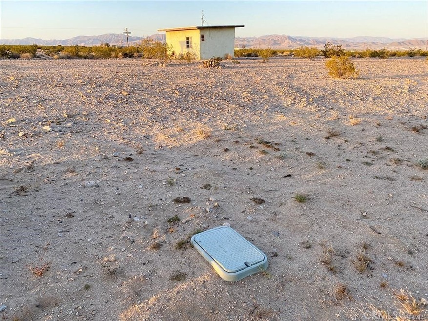 0 Pole Line Rd unit IG25231993, 29 Palms, CA 92277 - photo 1