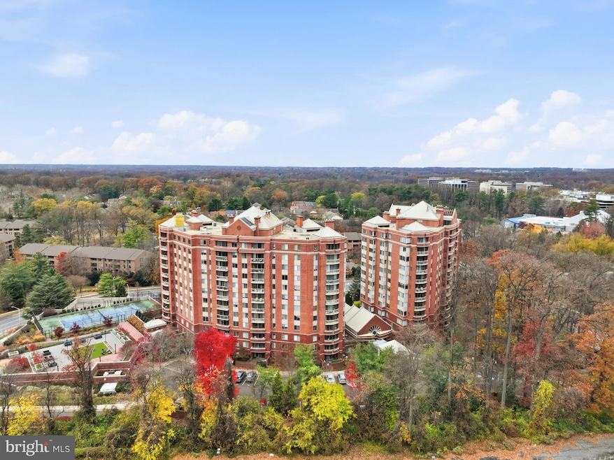 The Fallswood, Rockville, MD 20852 - photo 1