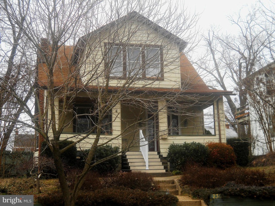 236 Mallow Hill Rd, Baltimore, MD 21229 - photo 1