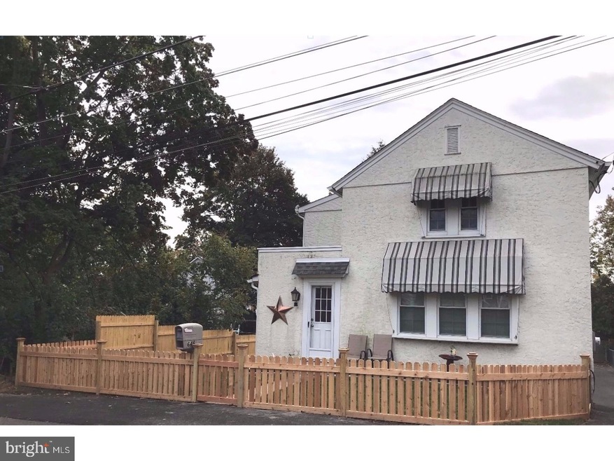 646 Hampton Ave, Southampton, PA 18966 - photo 1