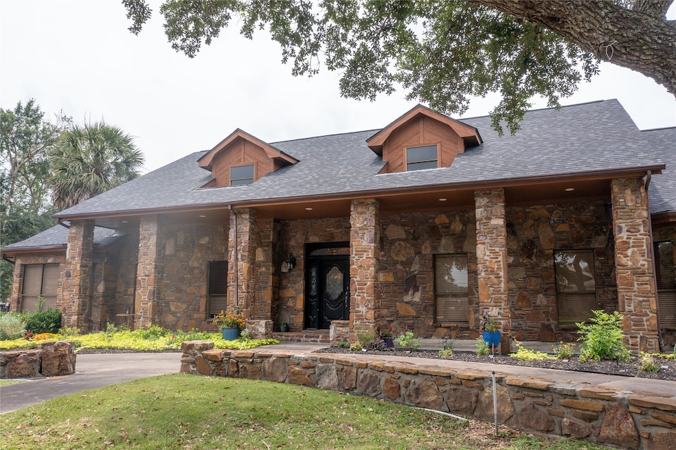 Under Contract $499,000