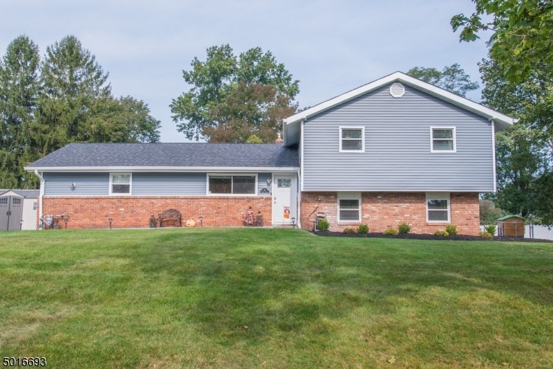 10 Xenia Ct, Mine Hill, NJ 07803 - photo 1