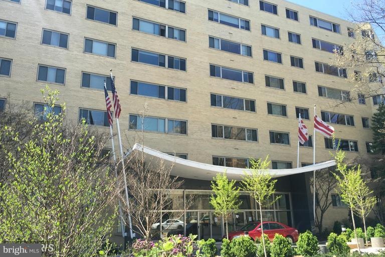 4600 Connecticut Ave NW unit 221, Washington, DC 20008 - photo 1