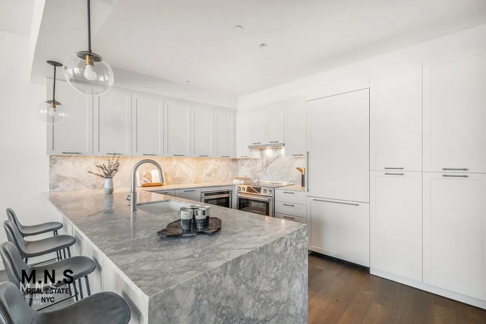 Sold $1,089,000 • Co-Listing Agent