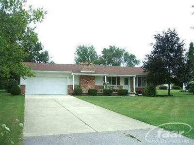 9147 Reid Rd, Swartz Creek, MI 48473 - photo 1