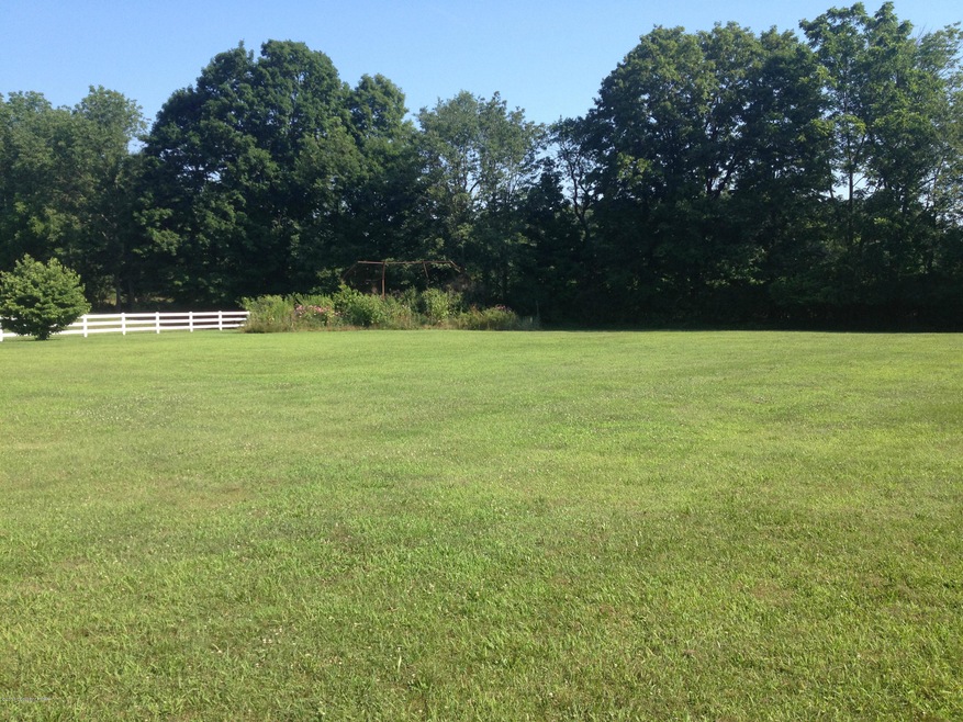 6 Meadow Run Ln, Stroudsburg, PA 18360 - photo 1