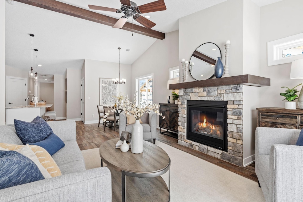 2345 17th Ave E, North Saint Paul, MN 55109 - photo 1