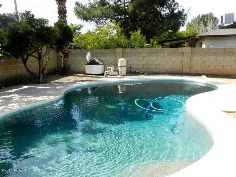 Pool 1