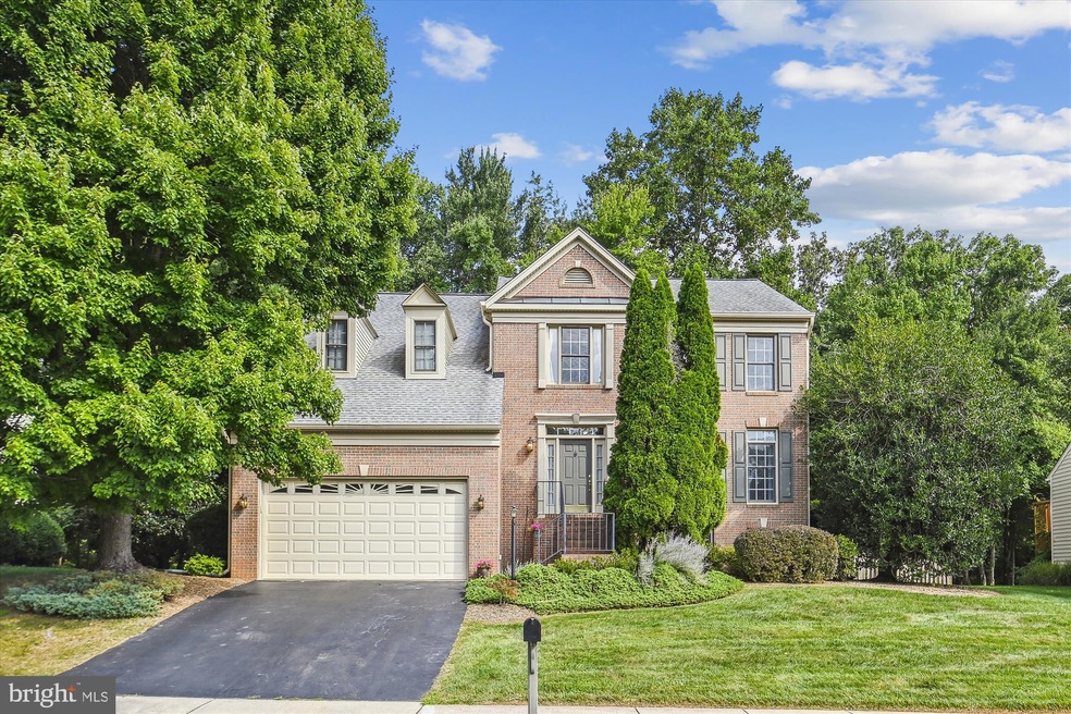 3019 Ashburton Manor Dr, Herndon, VA 20171 - photo 1