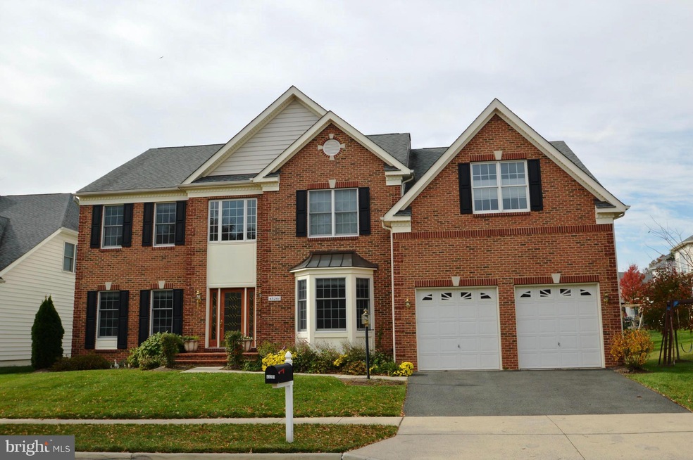 43261 Valiant Dr, Chantilly, VA 20152 - photo 1