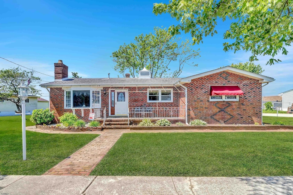 For Sale $600,000 • Co-Listing Agent