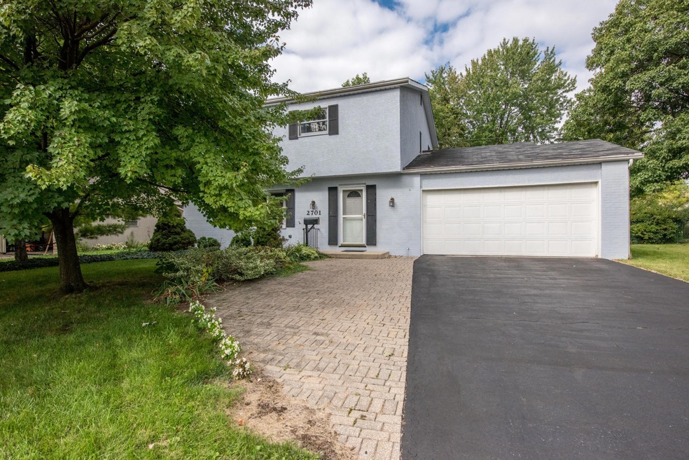 2701 Montcalm