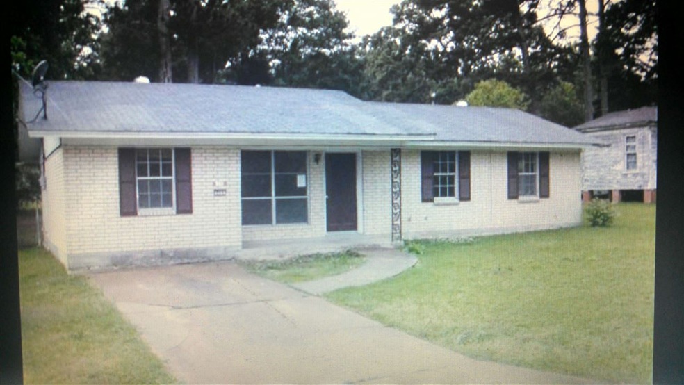 511 Fairview Dr, Bastrop, LA 71220 - photo 1