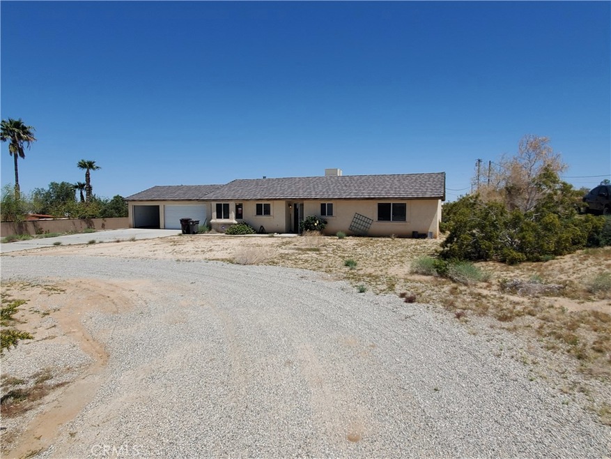 6735 Indian Cove Rd, Twentynine Palms, CA 92277 - photo 1