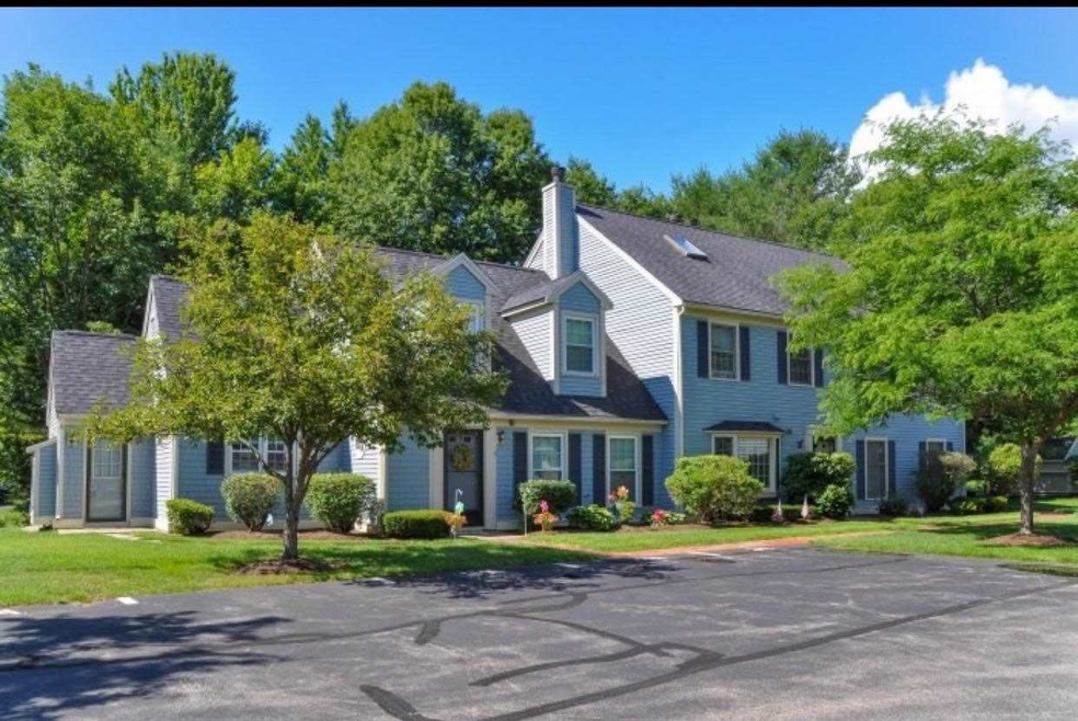 3 Williamsburg Cir unit B, Laconia, NH 03246 - photo 1