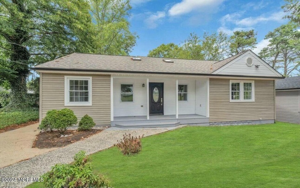 1809 10th Ave, Toms River, NJ 08757 - photo 1