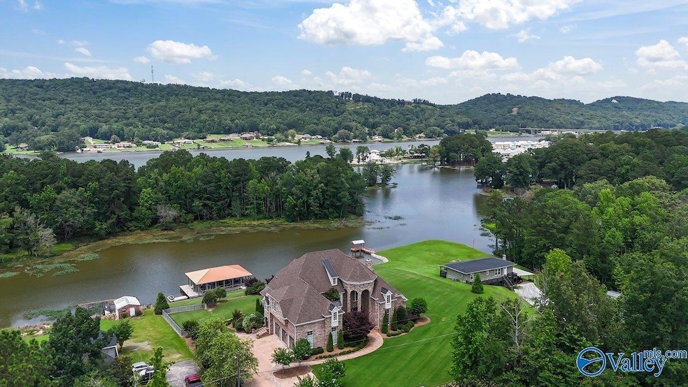 2400 Summerchase Dr, Gadsden, AL 35907 - photo 1