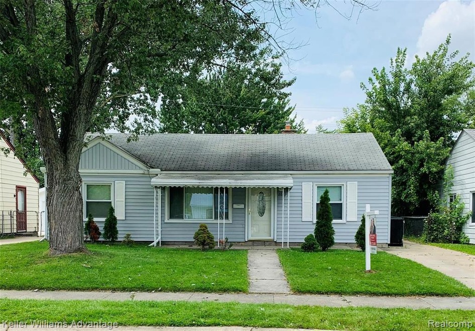 26331 Woodmont St, Roseville, MI 48066 - photo 1