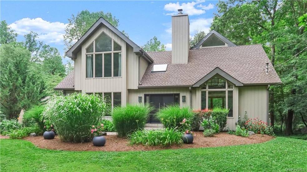 19 Furnace Brook Dr, Cortlandt Manor, NY 10567 - photo 1