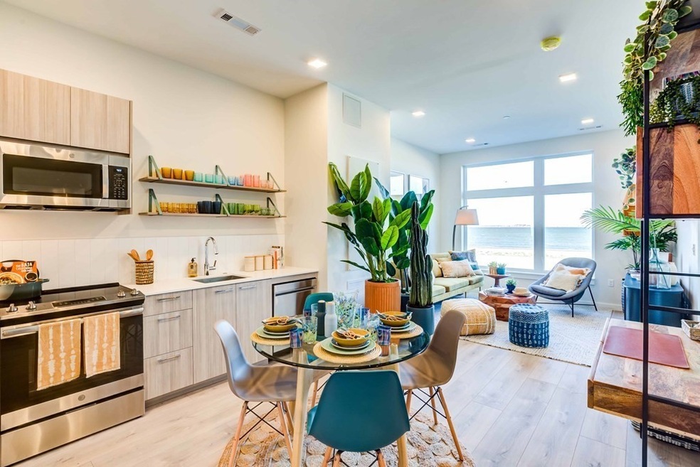 21 Revere Beach Blvd unit 519R, Revere, MA 02151 - photo 1